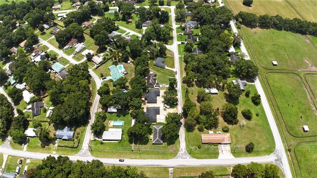 6135 NW 69TH COURT, Ocala, FL 34482