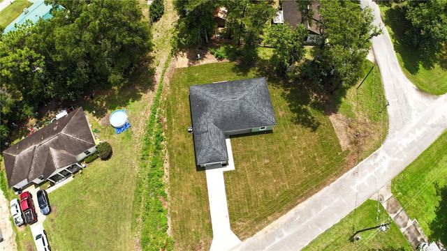 6135 NW 69TH COURT, Ocala, FL 34482