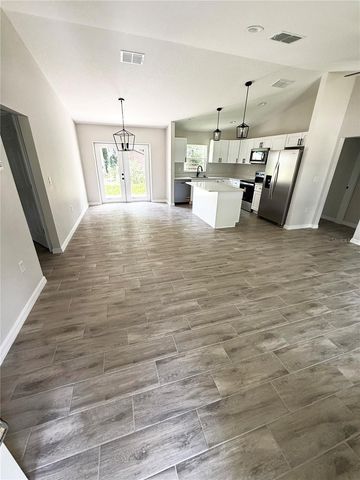 6135 NW 69TH COURT, Ocala, FL 34482