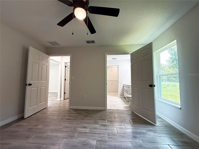 6135 NW 69TH COURT, Ocala, FL 34482