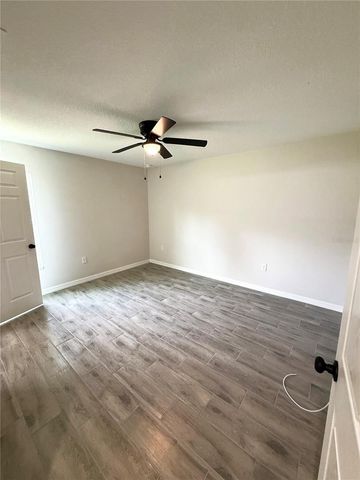 6135 NW 69TH COURT, Ocala, FL 34482