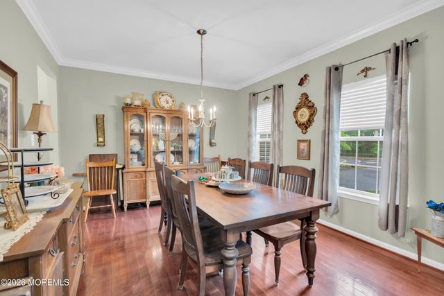 37 Manchester Avenue, Forked River, NJ 08731