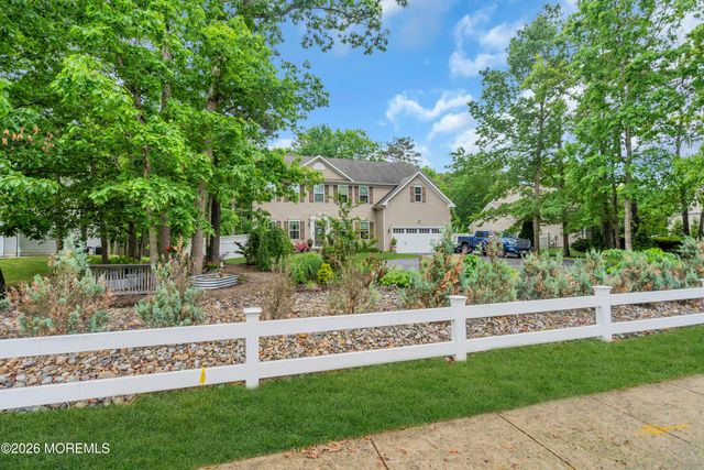 37 Manchester Avenue, Forked River, NJ 08731