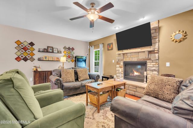 37 Manchester Avenue, Forked River, NJ 08731