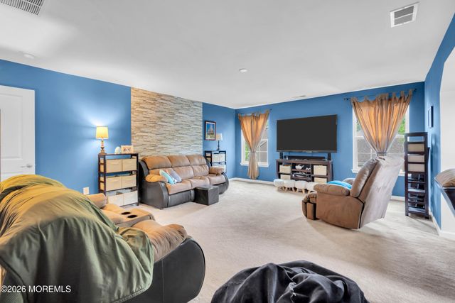 37 Manchester Avenue, Forked River, NJ 08731
