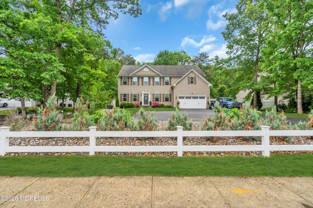 37 Manchester Avenue, Forked River, NJ 08731