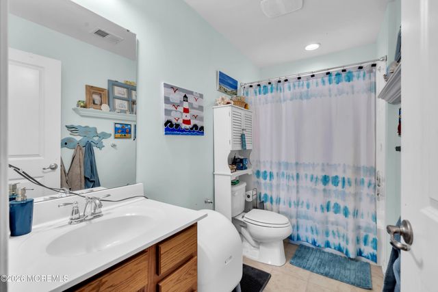 37 Manchester Avenue, Forked River, NJ 08731