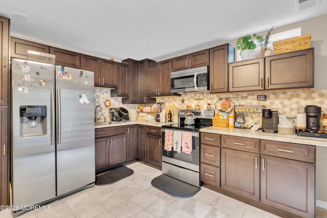 37 Manchester Avenue, Forked River, NJ 08731