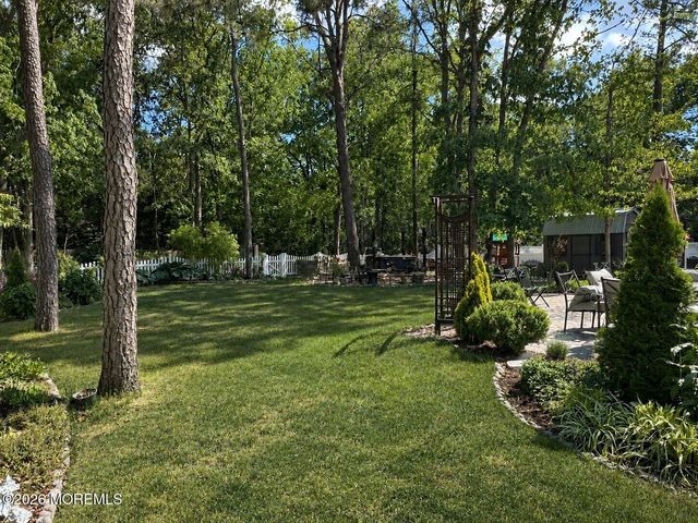 37 Manchester Avenue, Forked River, NJ 08731