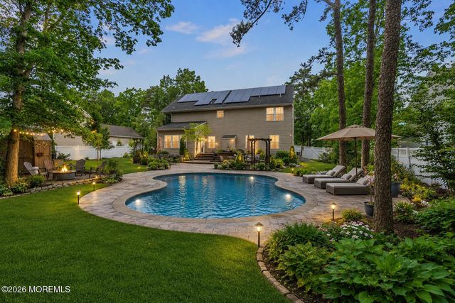 37 Manchester Avenue, Forked River, NJ 08731