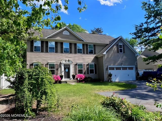 37 Manchester Avenue, Forked River, NJ 08731
