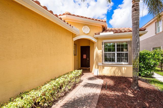 8136 Pinnacle Pass Way, Boynton Beach, FL 33473