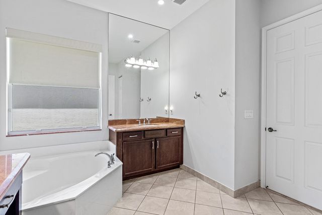 8136 Pinnacle Pass Way, Boynton Beach, FL 33473