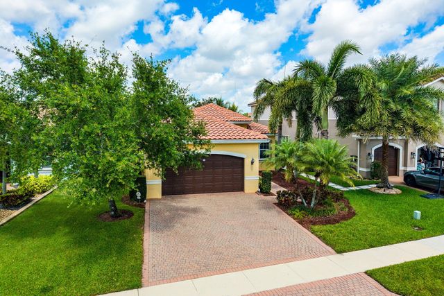 8136 Pinnacle Pass Way, Boynton Beach, FL 33473