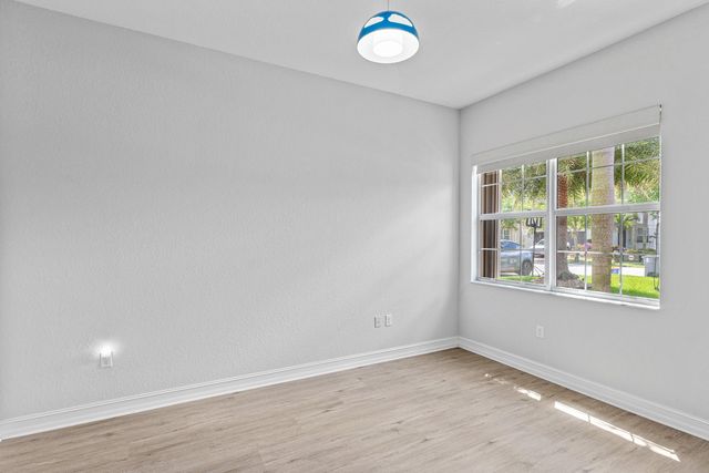 8136 Pinnacle Pass Way, Boynton Beach, FL 33473