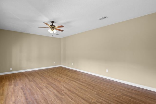 1602 Smith Road, Waycross, GA 31503