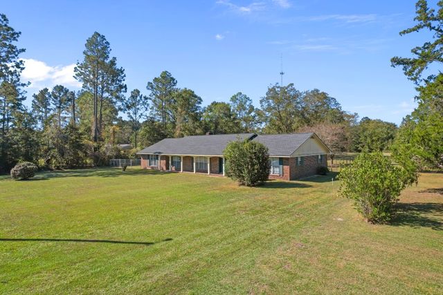 1602 Smith Road, Waycross, GA 31503