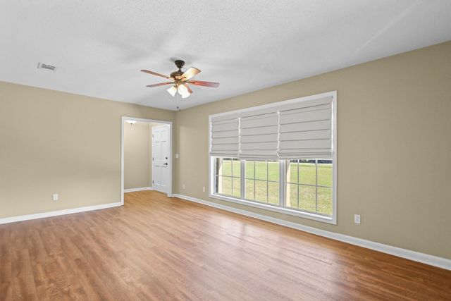 1602 Smith Road, Waycross, GA 31503