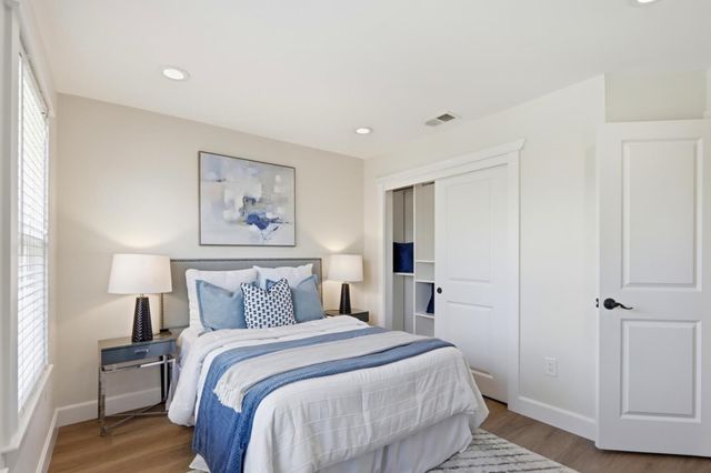 857 Carlisle Way 118, Sunnyvale, CA 94087