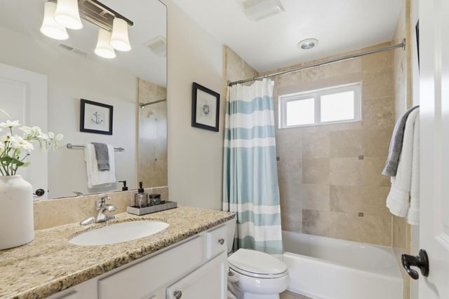 857 Carlisle Way 118, Sunnyvale, CA 94087