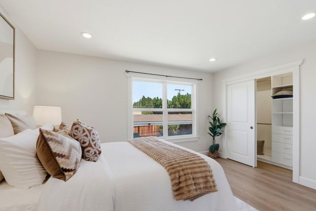 857 Carlisle Way 118, Sunnyvale, CA 94087