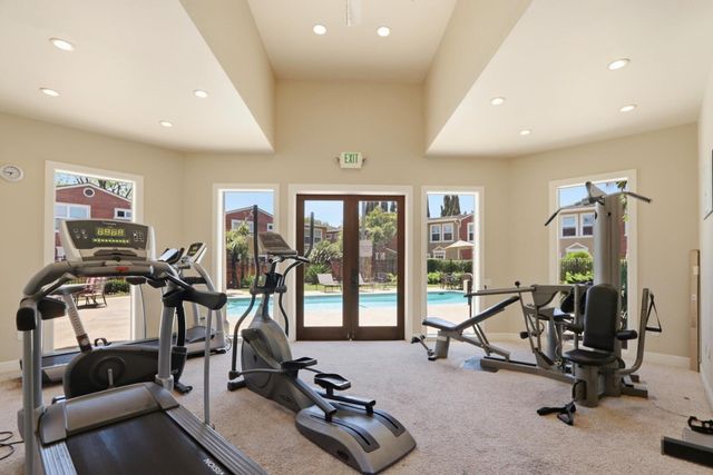 857 Carlisle Way 118, Sunnyvale, CA 94087