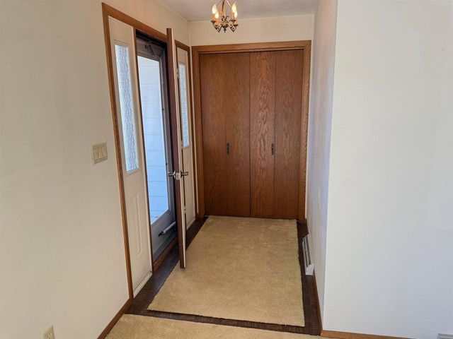 1315 WEDGEWOOD LANE, Neenah, WI 54956