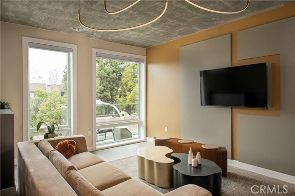 380 Cordova Street 103, Pasadena, CA 91101