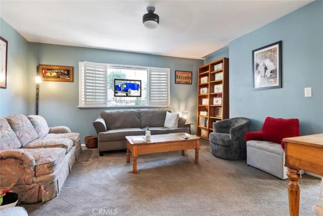 3735 4th Avenue, La Crescenta, CA 91214