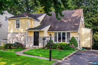 13 Nelson Place, Nutley, NJ 07110