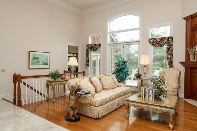 968 Woodchuck Drive, Villa Hills, KY 41017