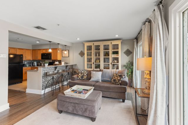 940 1st Ave, N, Nashville, TN 37201