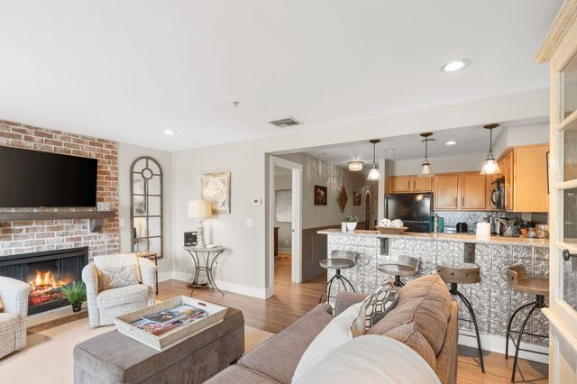 940 1st Ave, N, Nashville, TN 37201