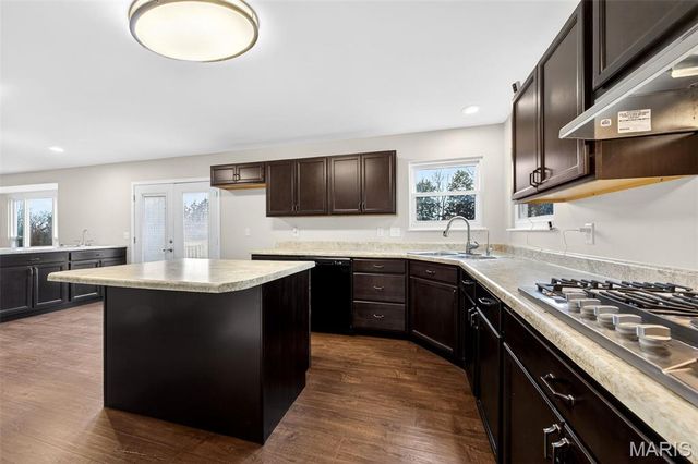 1131 Jade Drive, Moscow Mills, MO 63362