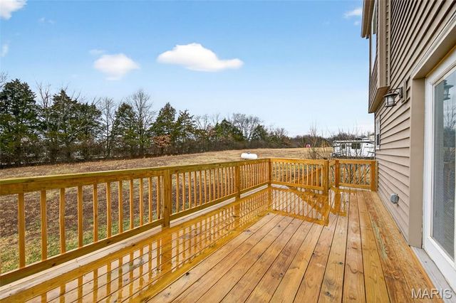 1131 Jade Drive, Moscow Mills, MO 63362