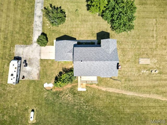 1131 Jade Drive, Moscow Mills, MO 63362