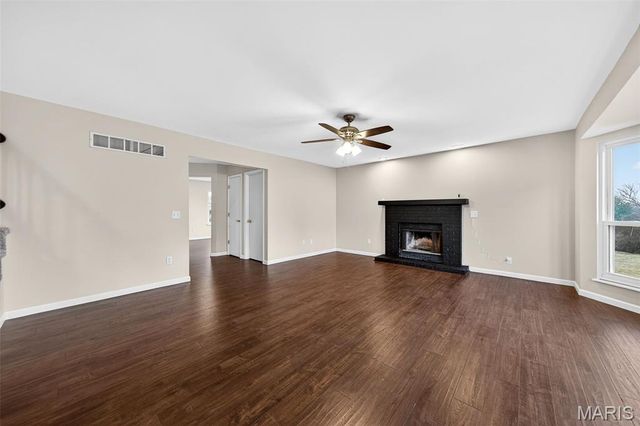 1131 Jade Drive, Moscow Mills, MO 63362