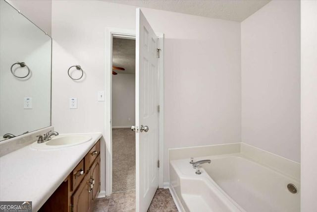 225 Hollis Circle, Dallas, GA 30157