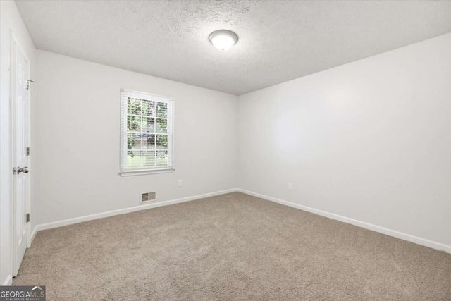 225 Hollis Circle, Dallas, GA 30157