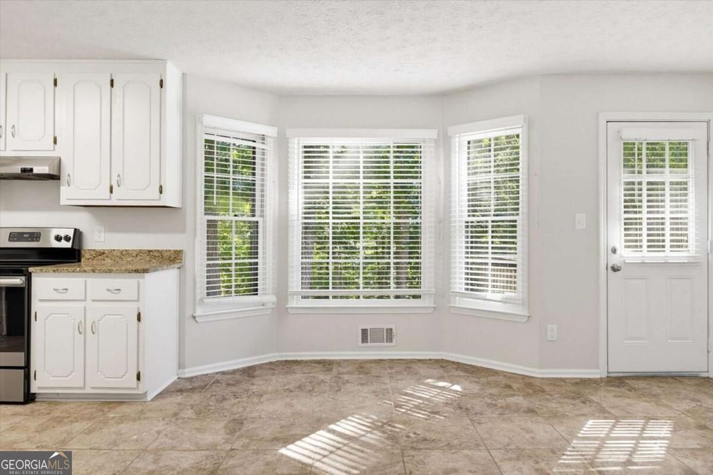 225 Hollis Circle, Dallas, GA 30157 — photo 5