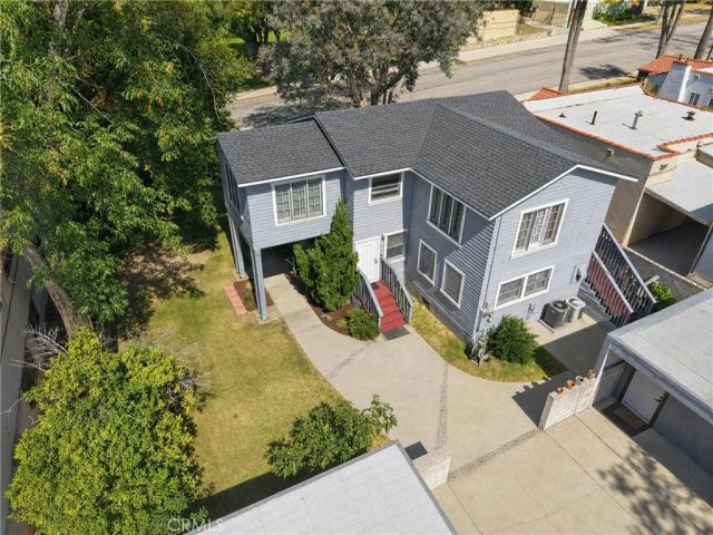 1394 N Raymond, Pasadena, CA 91103