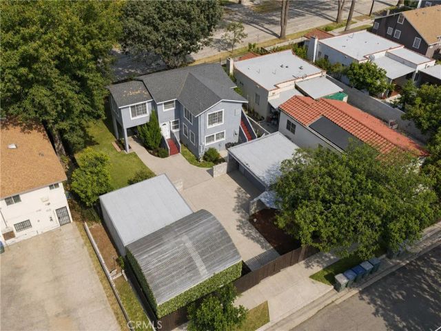 1394 N Raymond, Pasadena, CA 91103