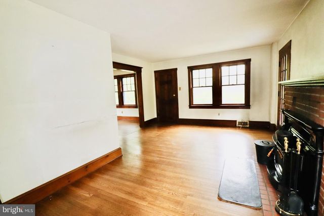19 FERN RIDGE LN, Titusville, NJ 08560