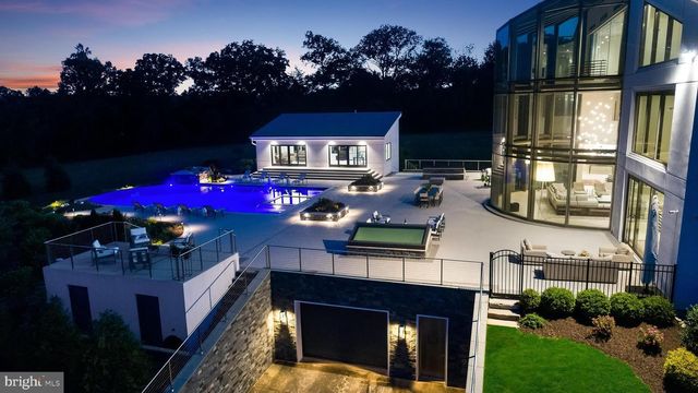 1245 S CREEK RD, West Chester, PA 19382