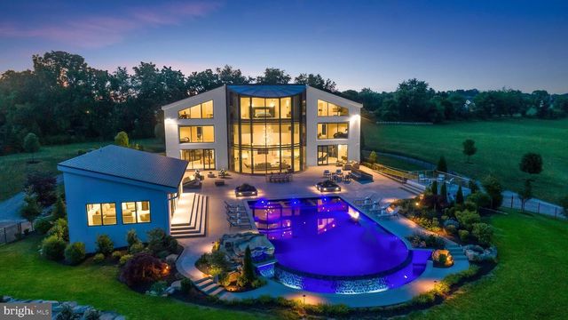 1245 S CREEK RD, West Chester, PA 19382