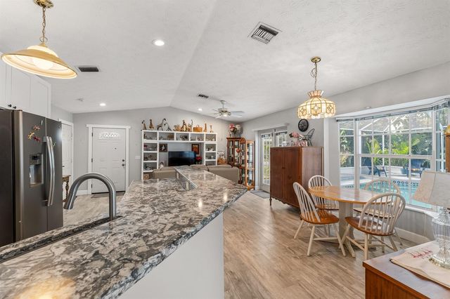 4459 SE Kubin Avenue, Stuart, FL 34997