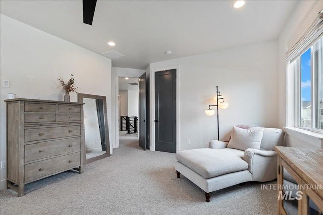 8448 W Brooks Dr, Boise, ID 83714