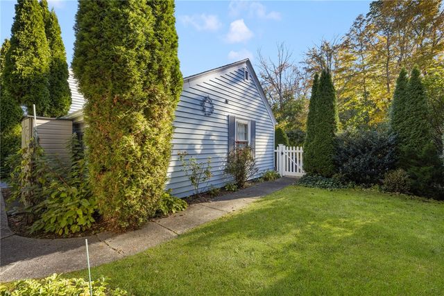 2 Preserved Arnold Court, Lincoln, RI 02865