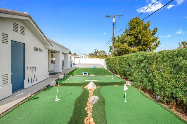 2932 N Sunrise Way, Palm Springs, CA 92262