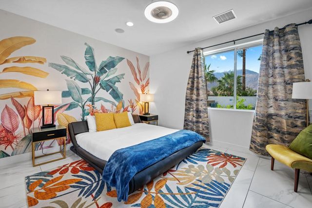 2932 N Sunrise Way, Palm Springs, CA 92262